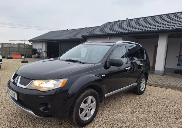 Mitsubishi Outlander cena 30900 przebieg: 184000, rok produkcji 2007 z Kutno małe 781